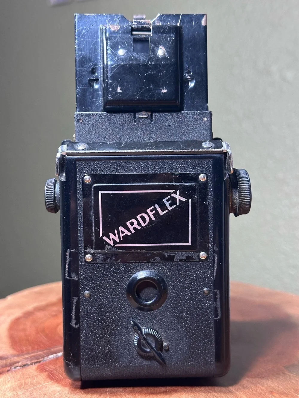 Vintage 1950s Wardflex TLR 120 Film Camera Montgomery Ward